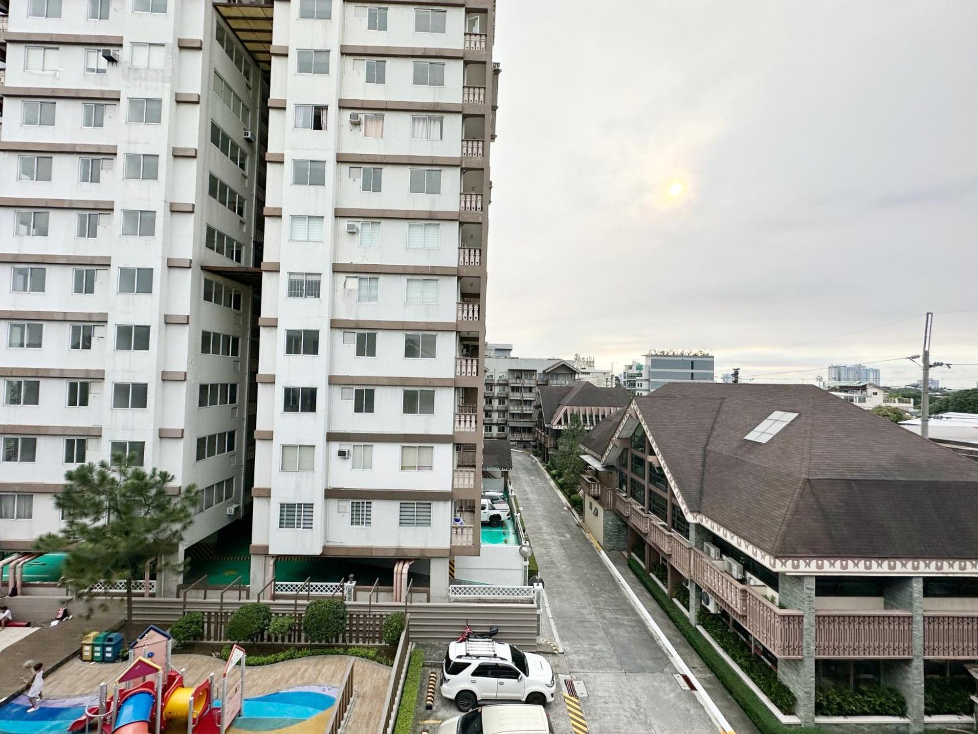 Sweetsuites At Pine Crest #T1-526 Manila Exterior photo